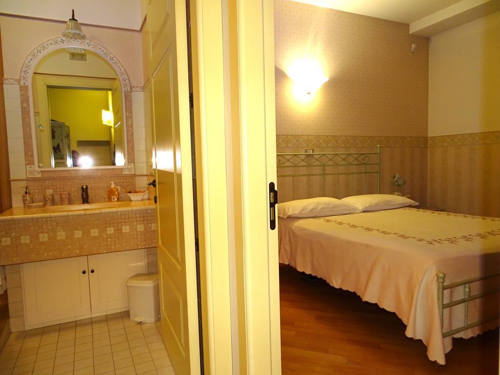 Villa Gioia Rooms Montegranaro Værelse billede