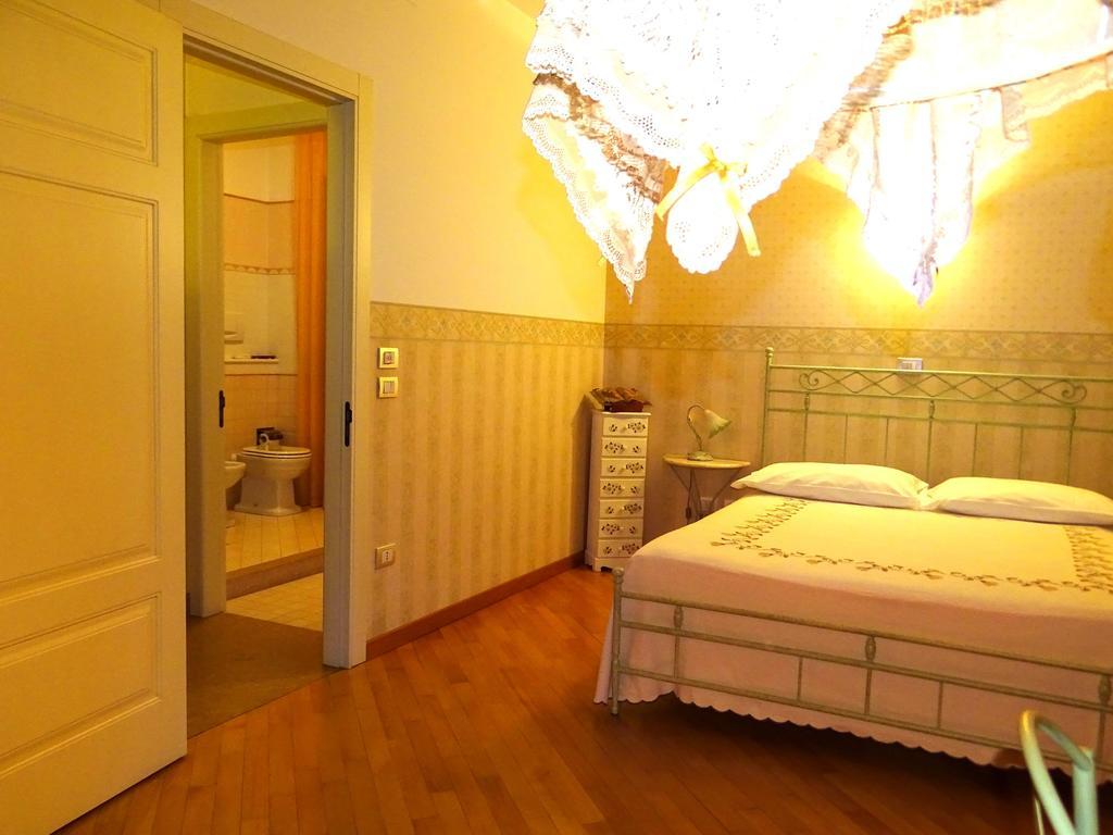Villa Gioia Rooms Montegranaro Værelse billede
