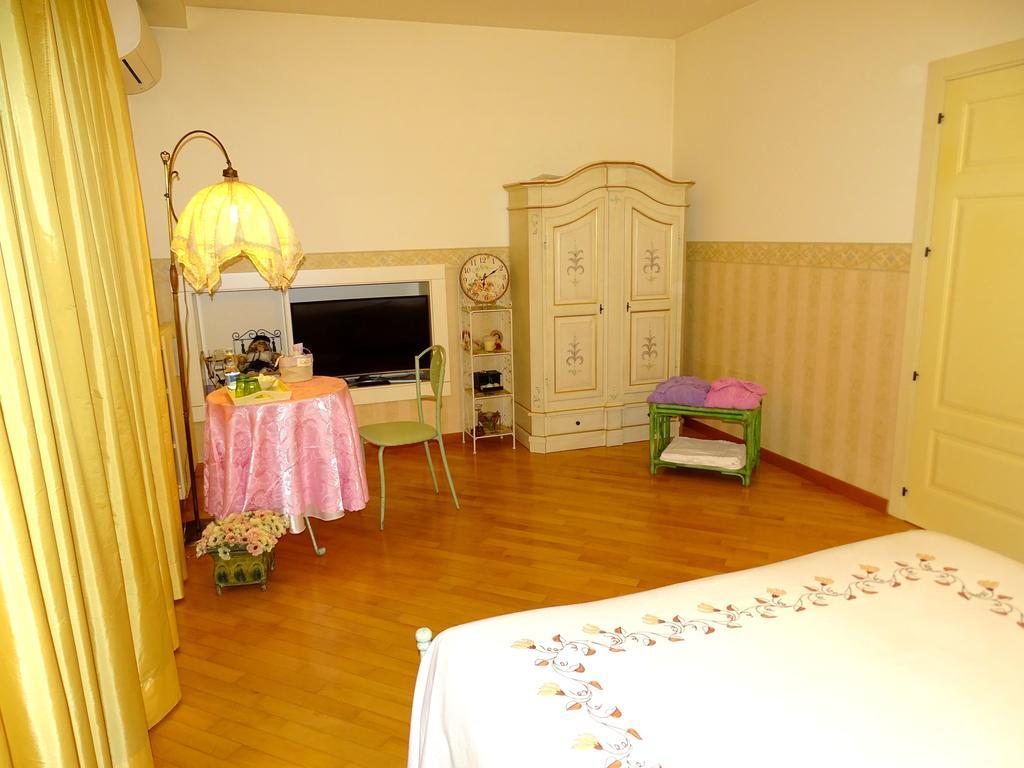 Villa Gioia Rooms Montegranaro Værelse billede