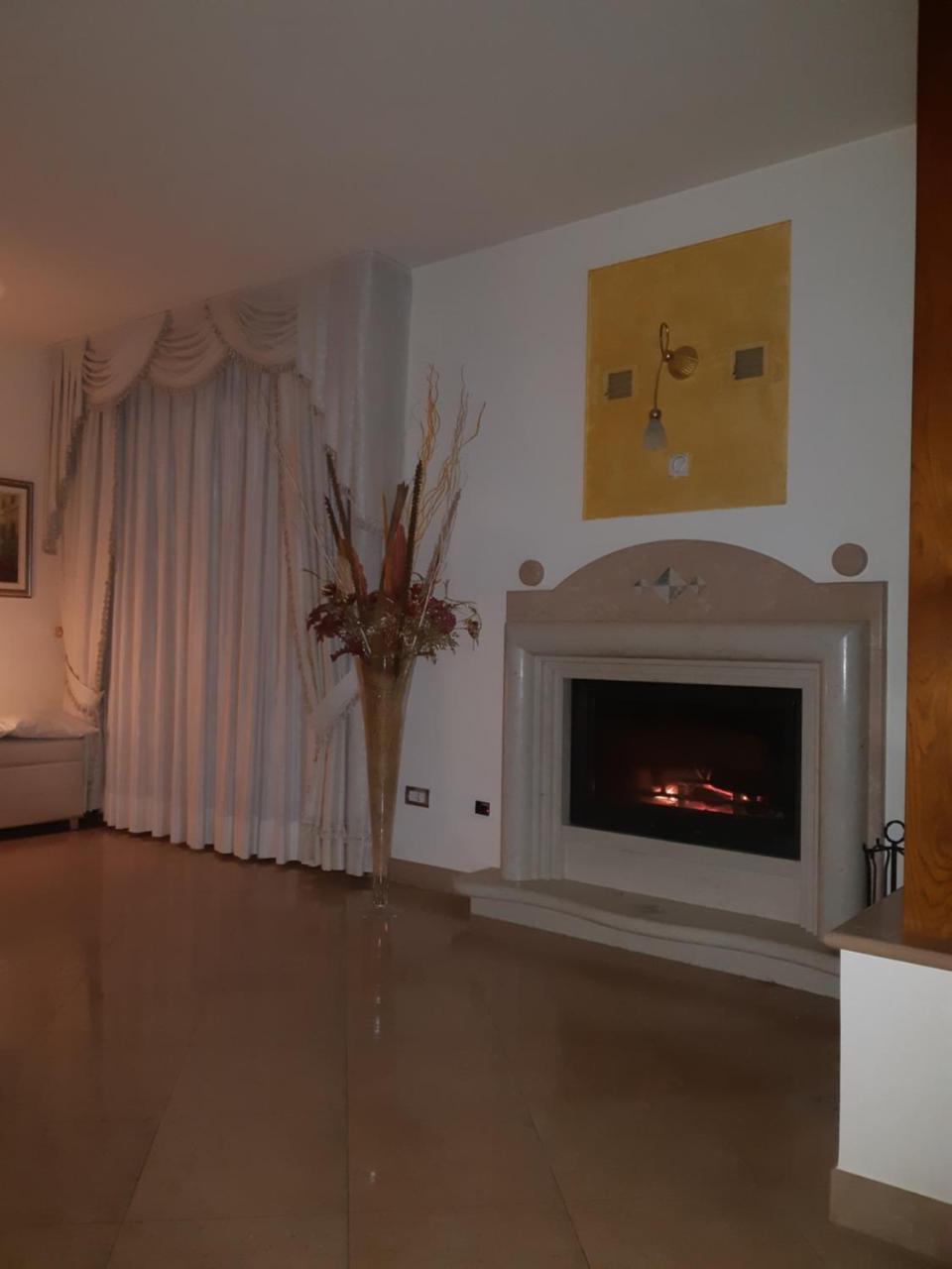 Villa Gioia Rooms Montegranaro Eksteriør billede